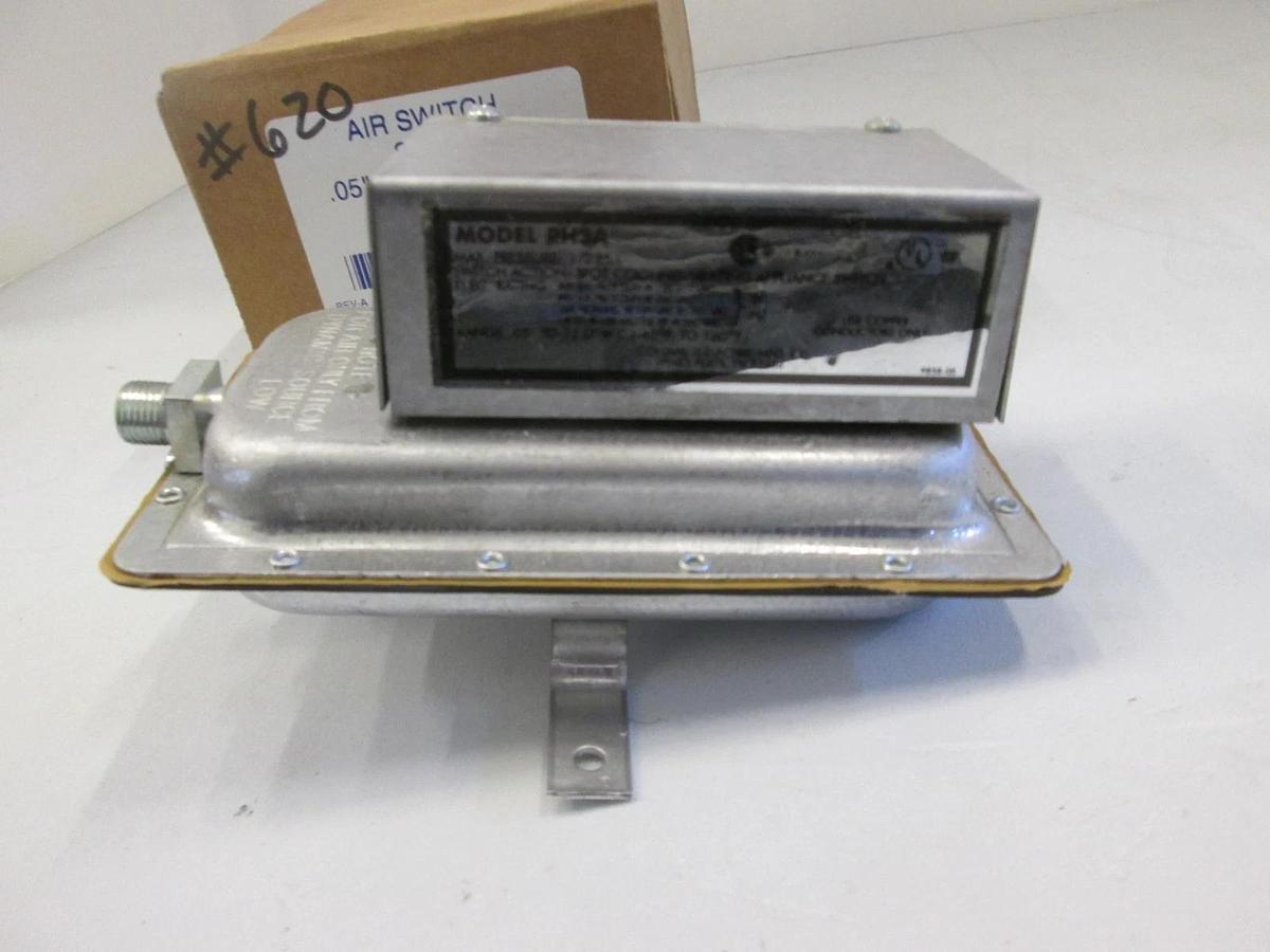 Columbus Electric, Model RH3A, Pressure Switch, New grainger 2E462A