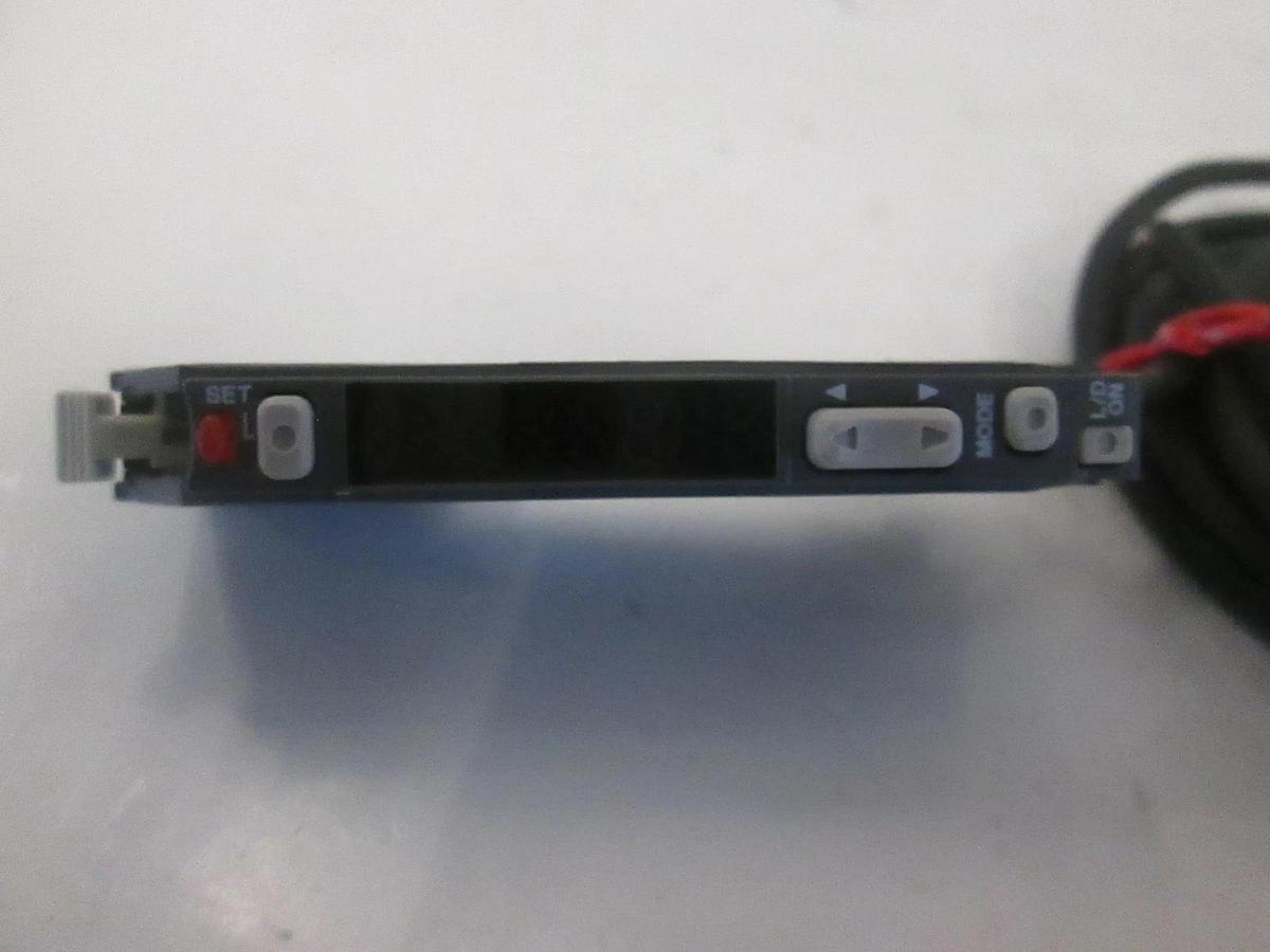 Used Keyence, Digital Fiber Sensor, FS-V21RM, Used