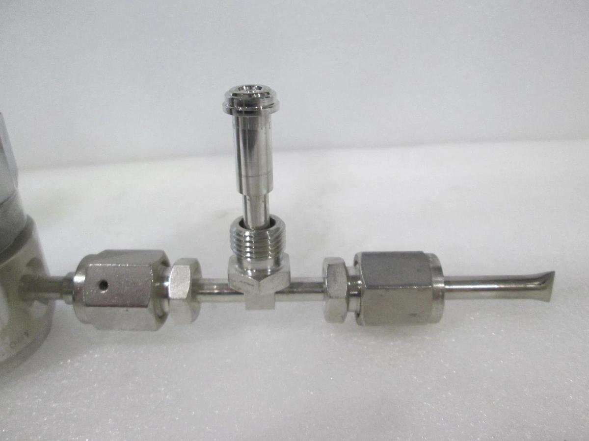 Used Tescom, 64-2862KRT10 Gas Regulator Assy w/ Parker UHP Valve, Used