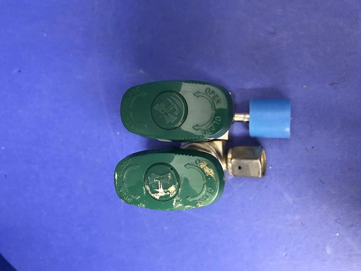 Used Nupro 6LV-DAFR4-P 1/4 Turn Valve, 1/4" FVCR/FVCR, Lot of 2 Used