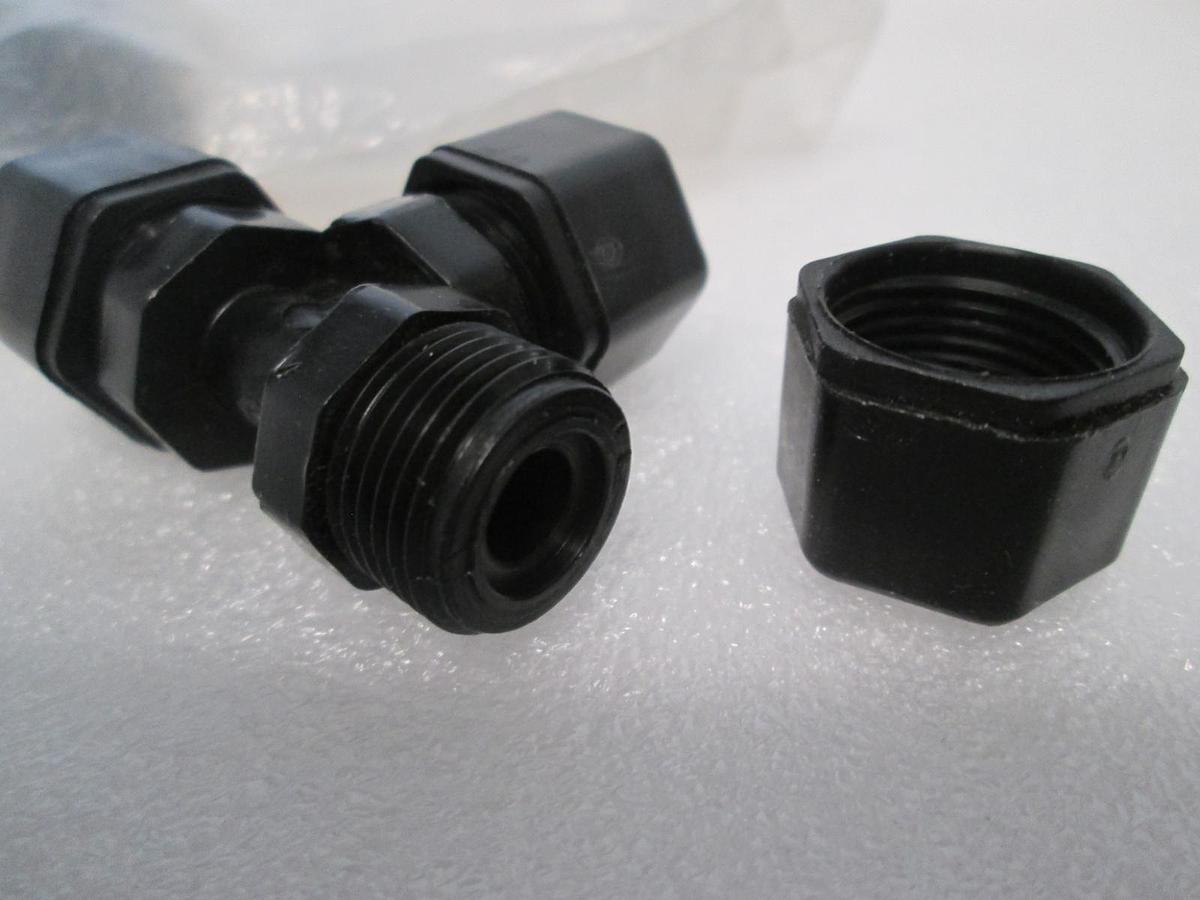 Used Parker, Fast & Tite, 1/4", Black, Tee Union, Fitting, 206-422, New, Lot of 2