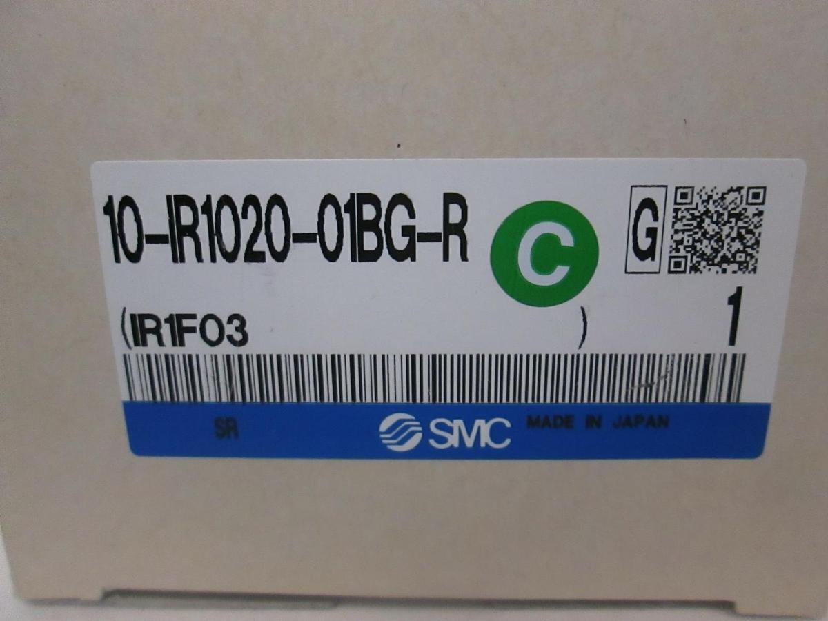 Used SMC, Precision Pressure Regulator, 10-IR1020-01BG-R w/ G33-10-01-X111 Gauge, New