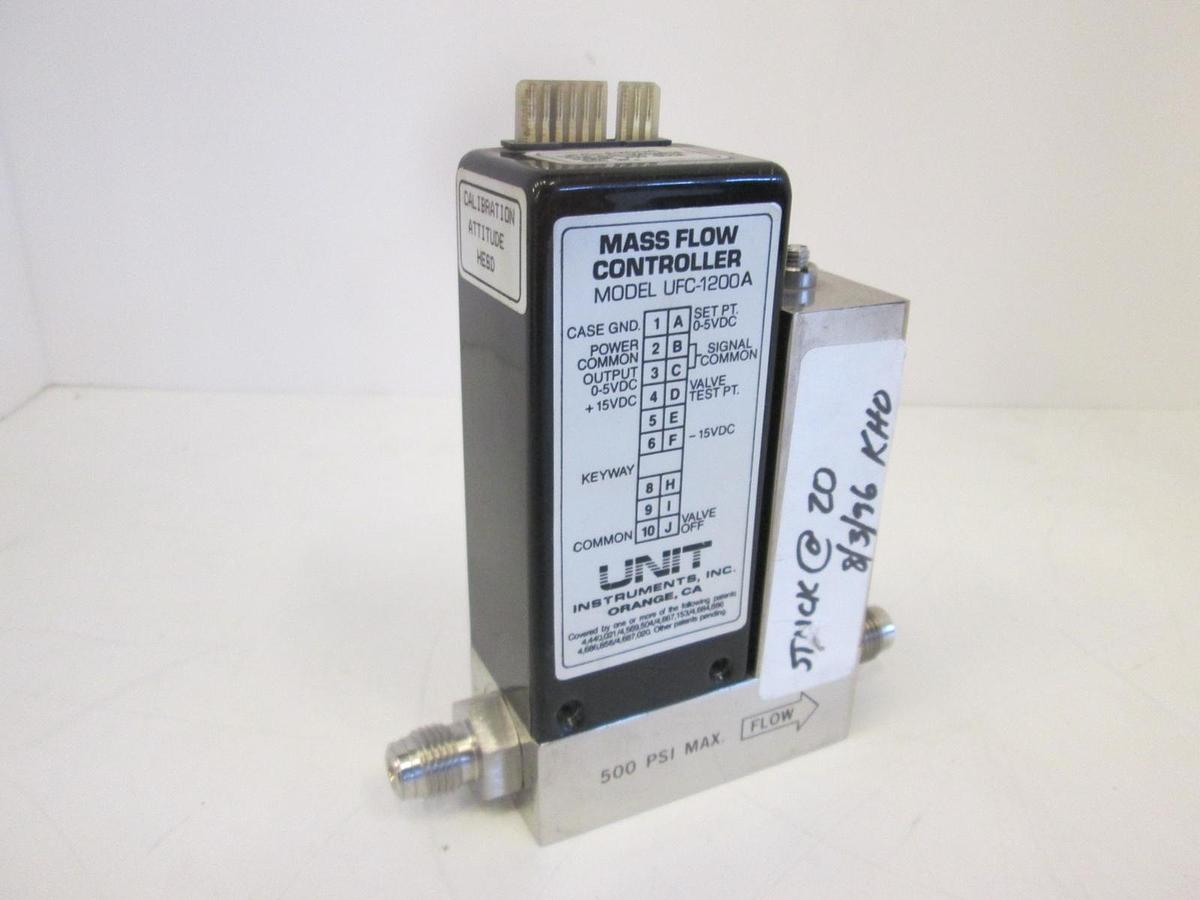 Used Unit Instruments, UFC-1200A, Mass Flow Controller, 200 SCCM, NF3, Used