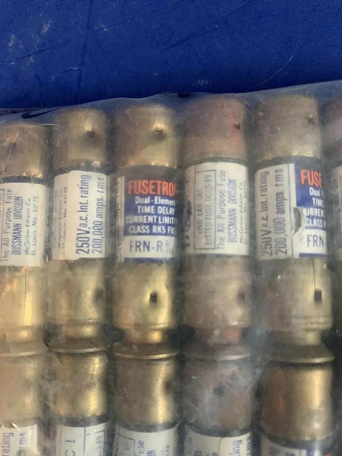 Used Fusetron FRN-R 6/10 Time Delay Current Limiting Fuse 250VAC, Lot of 16