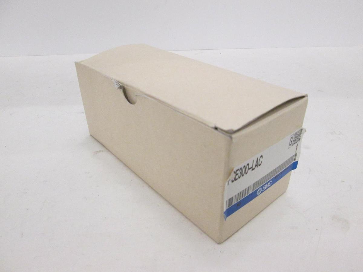 SMC, PSE300-LAC, Pressure Sensor Switch, New