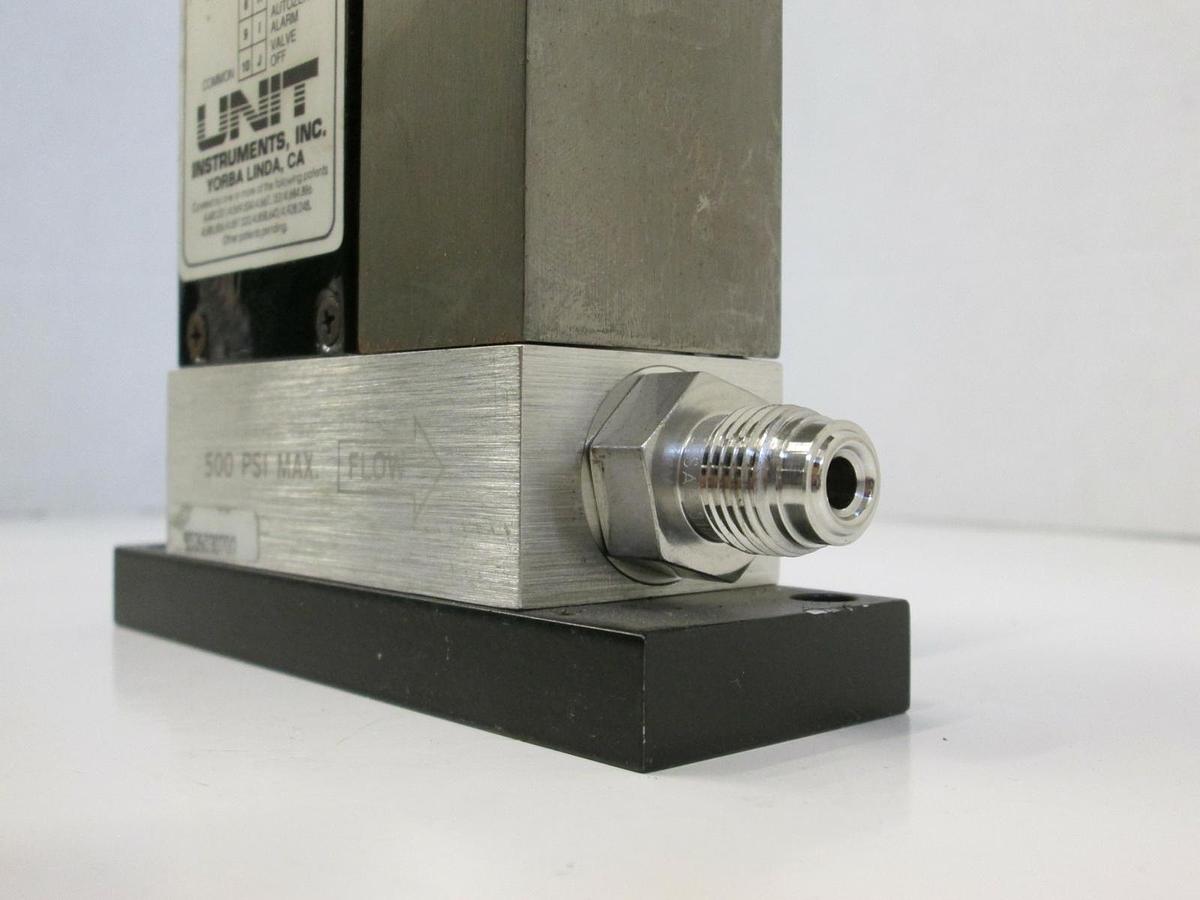Used Unit UFC-1100 Mass Flow Controller MFC, O2, 1 SLPM, 1/4" Male