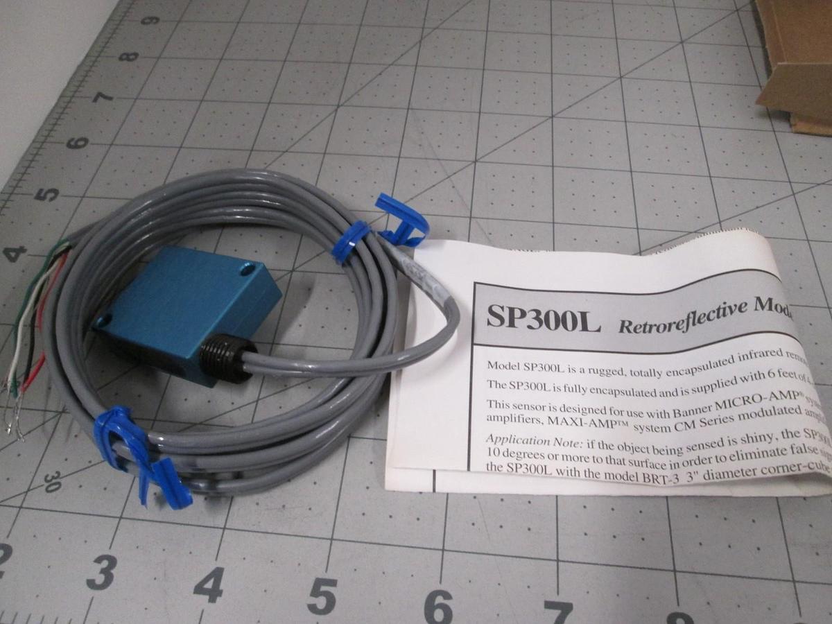 Used Banner, SP300L, Retro-Reflective Remote Sensor, 4.5m Range, w/ 6ft Cable, New