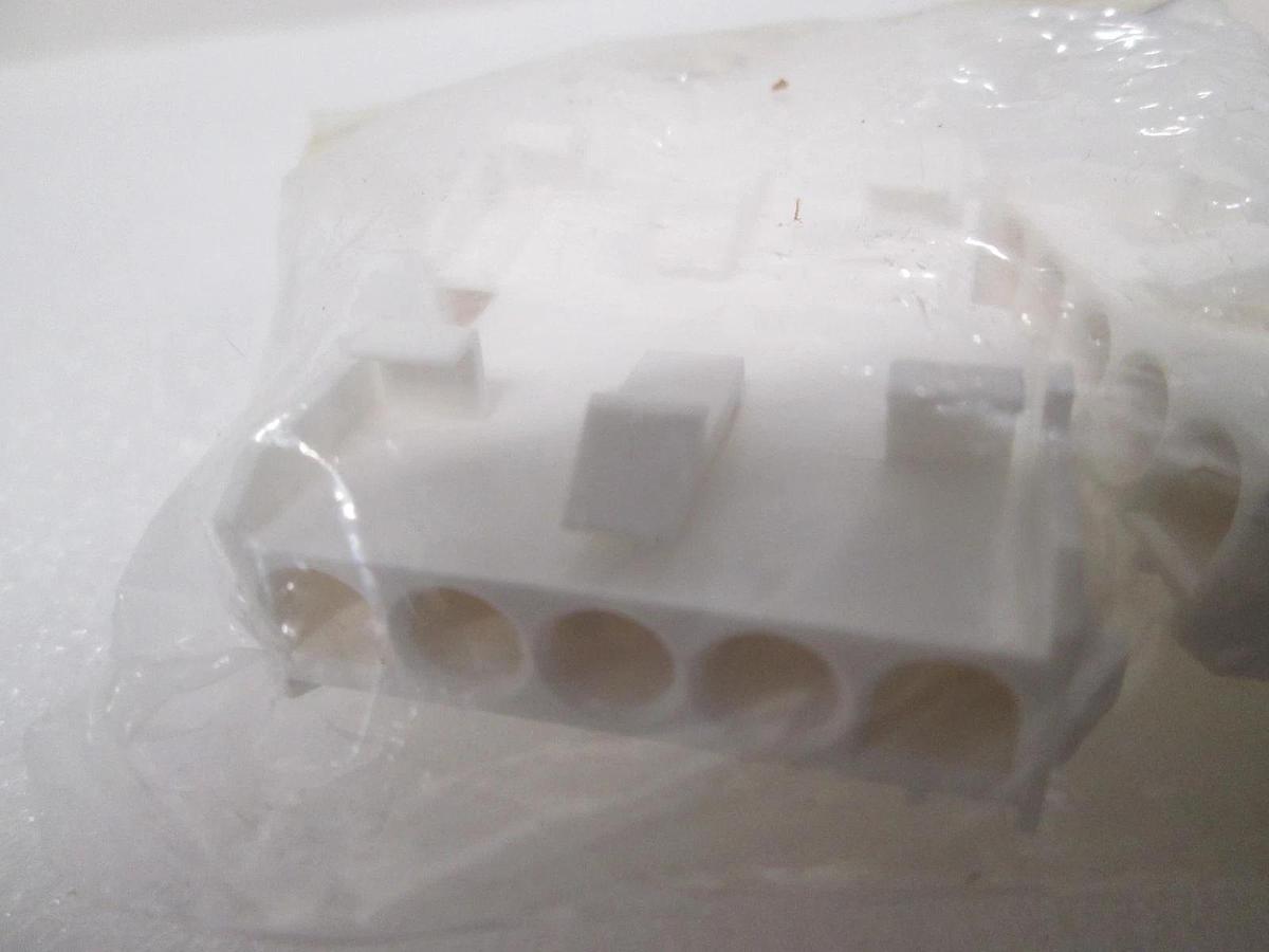 Connector, PS, 350810-1, 5 Port Socket, 116-7488, New, Lot of 3