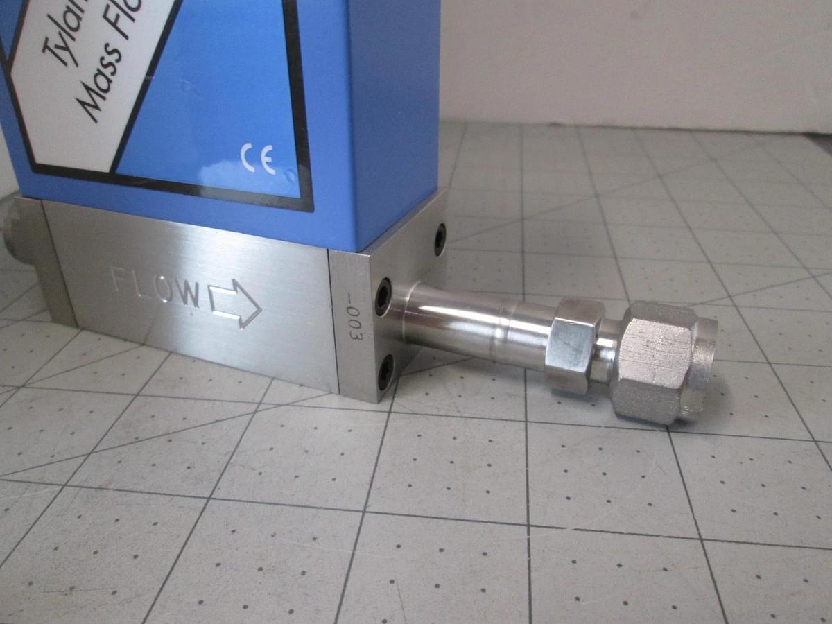 Tylan, FC-2960MEP5-261R, N2, 20 SLPM, Mass Flow Controller, New