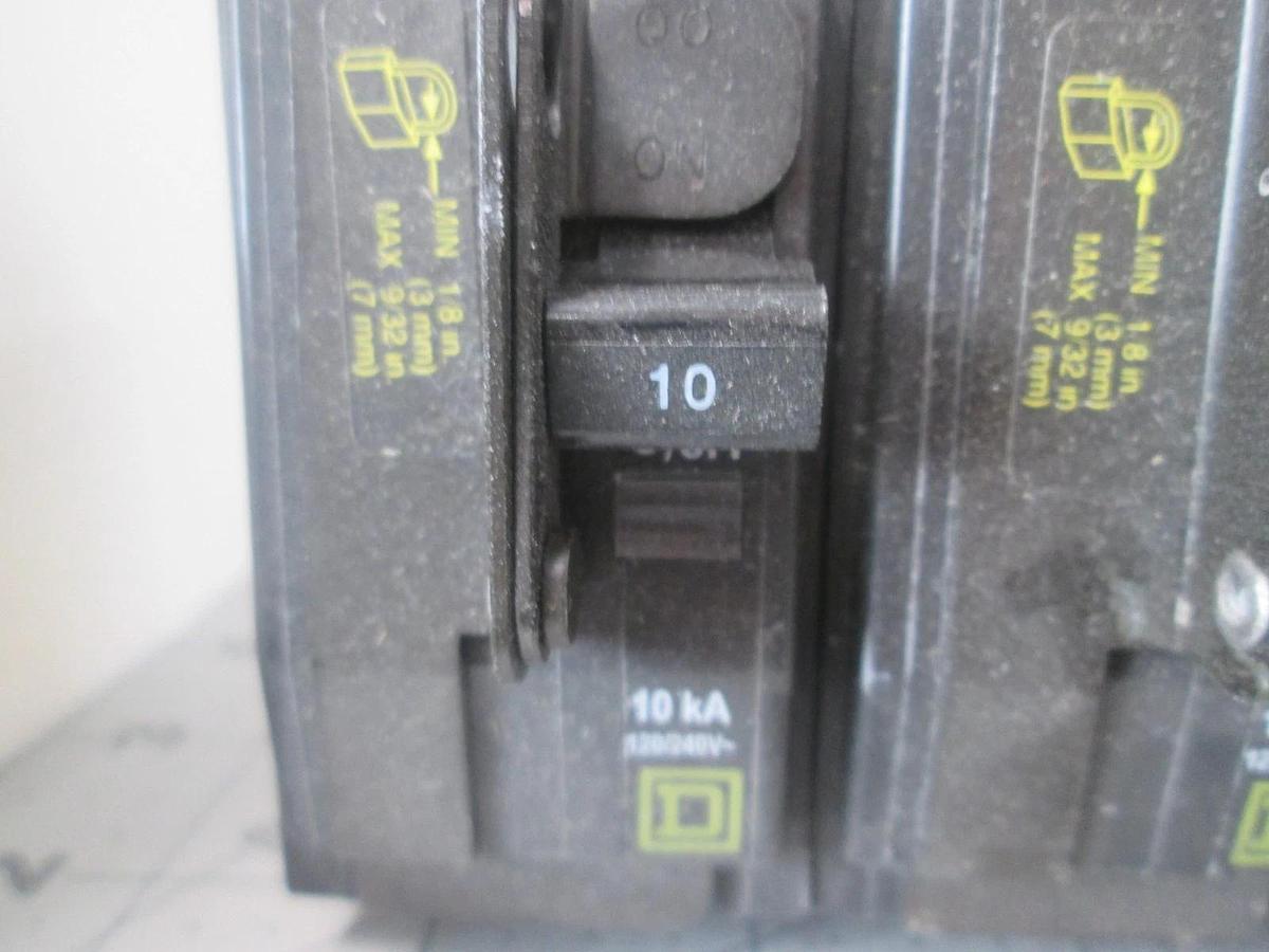 Square D, 2 Pole, Circuit Breaker, 10A, 120/240V, Used, Lot of 7