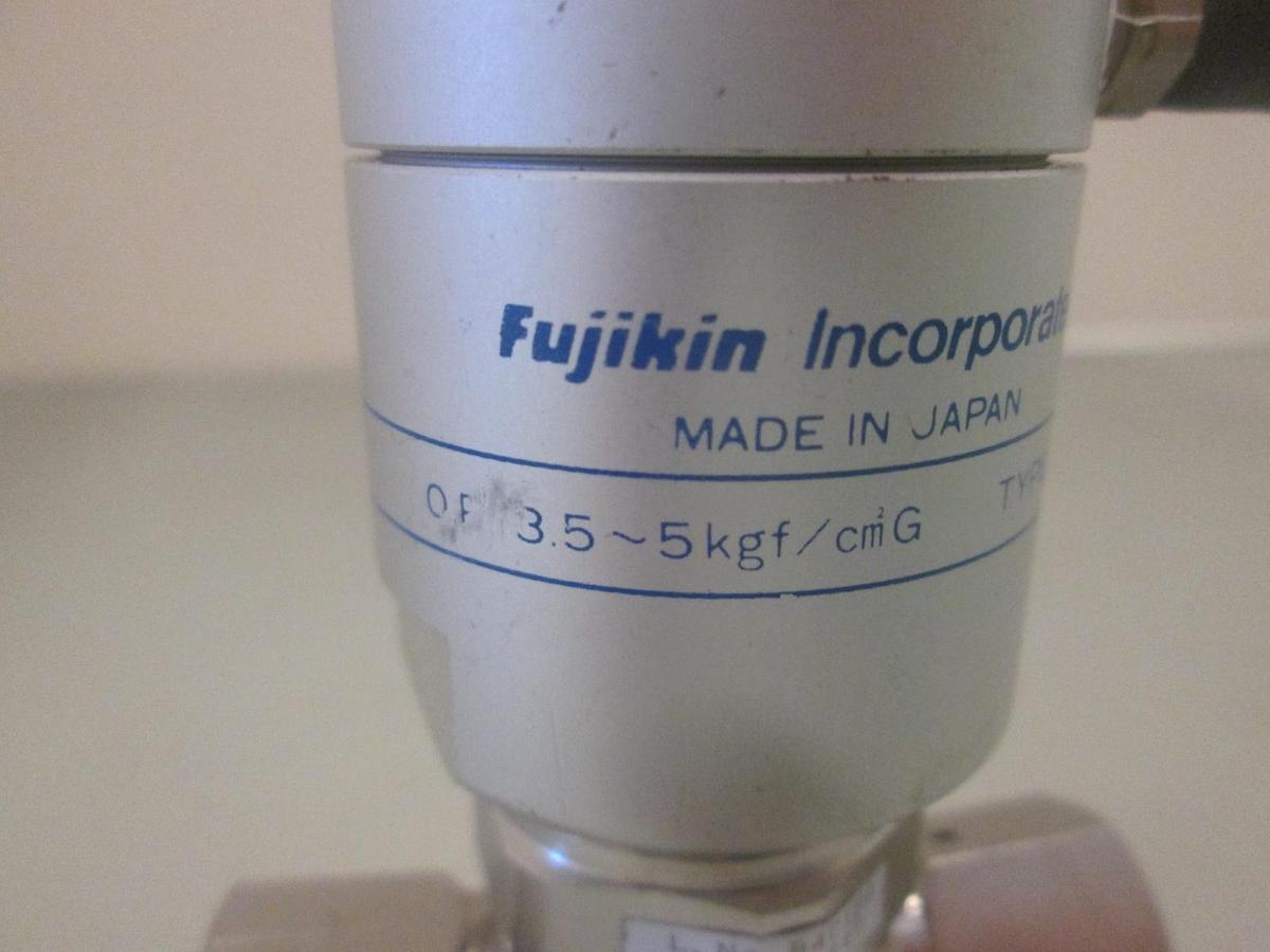 Used Fujikin, 3.5-5kgf, N.O. Pneumatic Valve, 1/2" FVCR, Used