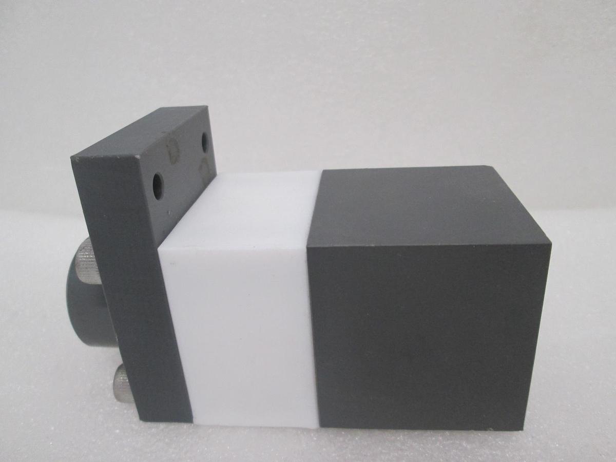 Used Furon, ACR 2W8P C, Pneumatic Valve, Used