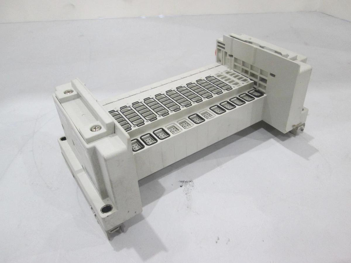 SMC, SS5Y3-10SEAN-13B-N1A14, 13 Position Manifold, New