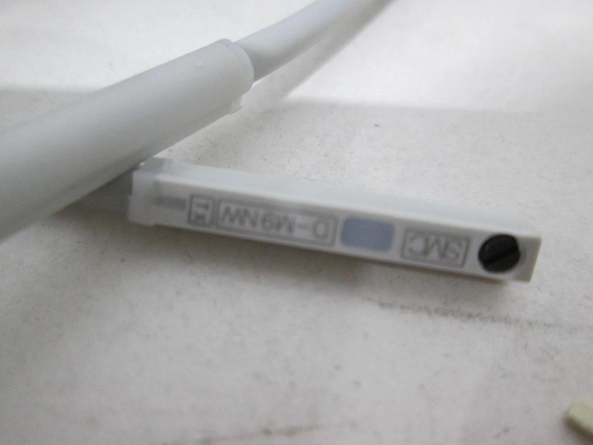 SMC, CRJU1-90-M9NWL, Magnetic Switch and Air Cylinder, Used