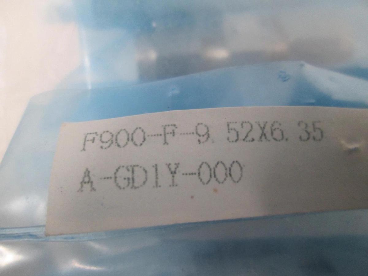 Swagelok, F900-F-9, Fitting, 206-7585, New, Lot of 6