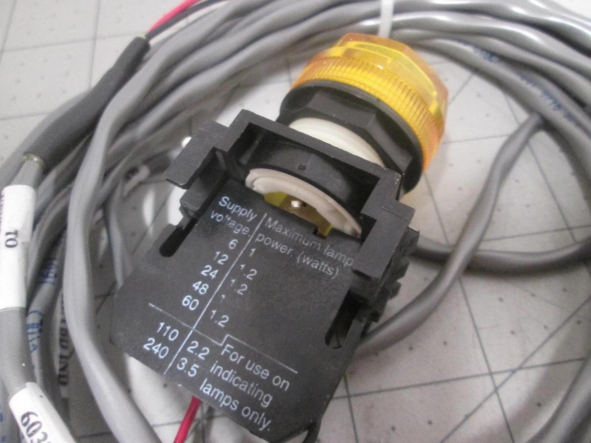 Cutler Hammer, 603702-02, Yellow Indicator Light Harness w/ Keyboard Switch, New