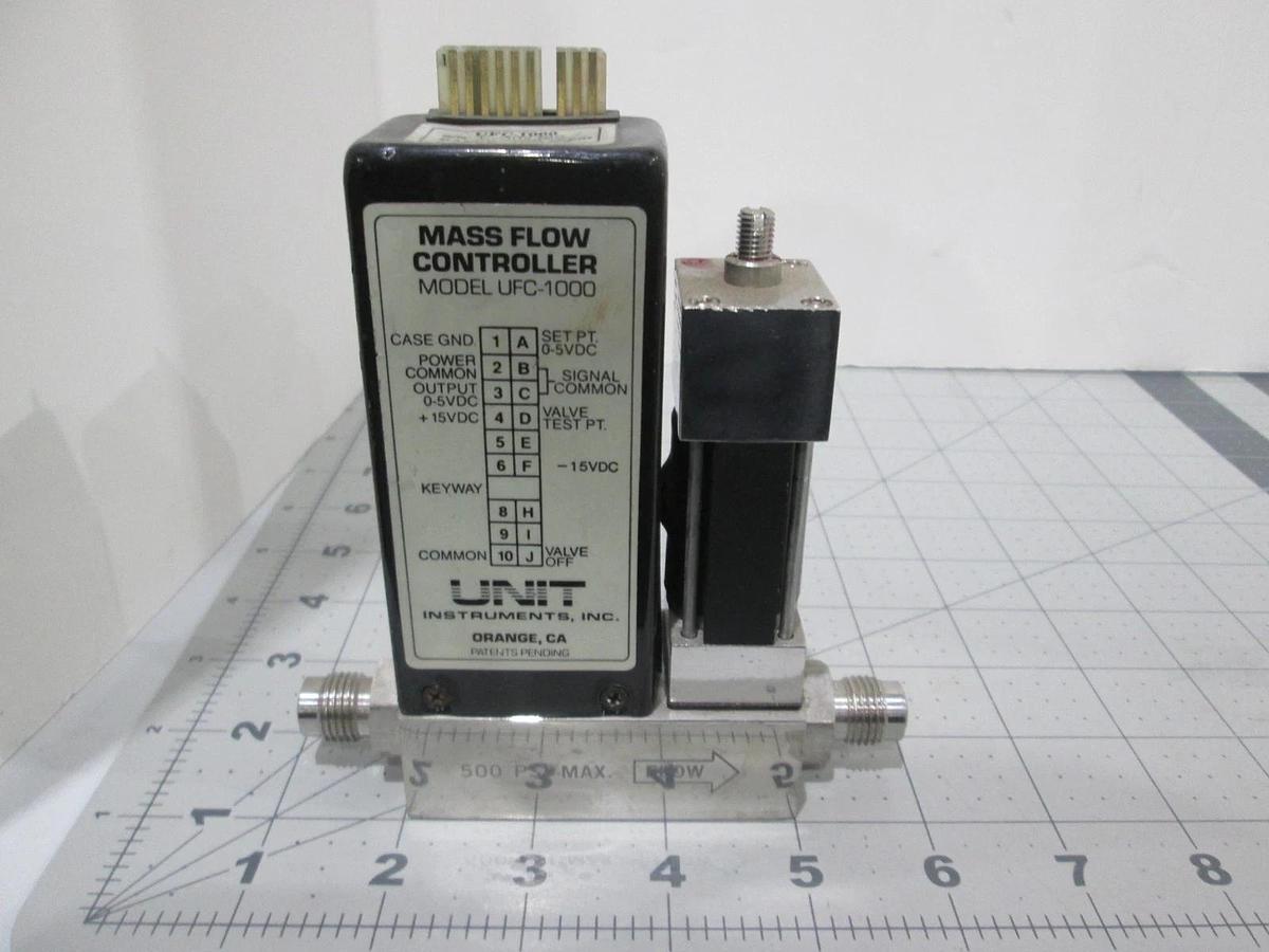 Used Unit, UFC-1000, Mass Flow Controller, SiH2CL2, 100 SCCM, Used