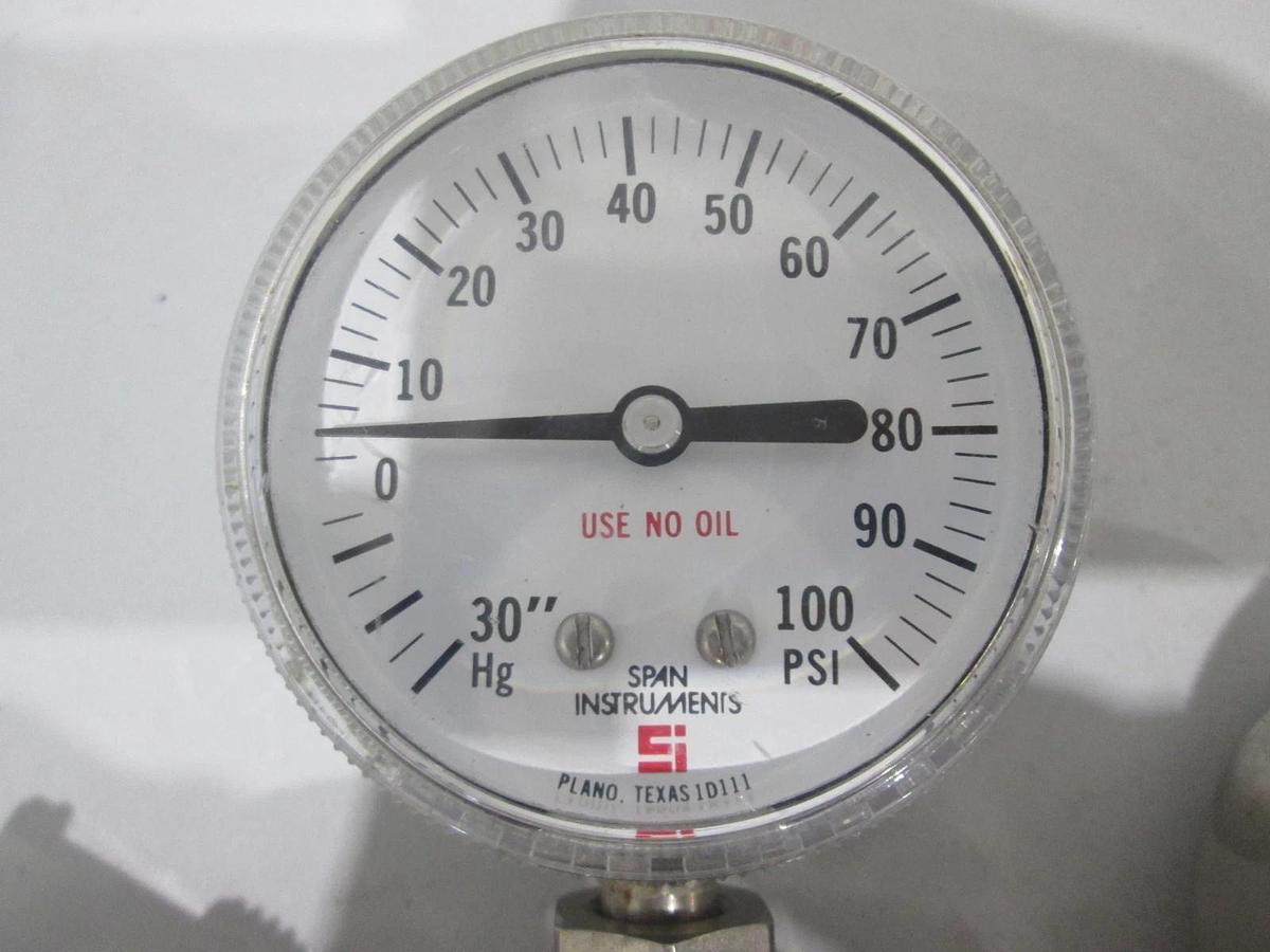 Used Veriflo, 43800003 130, 4 Port Regulator w/ 0-400 and 30-0-100 PSI Gauges, Used