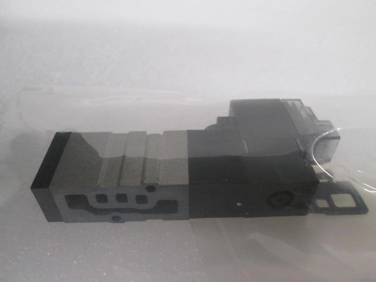 SMC, NVJ3133, Solenoid Valve, 200-7584, New
