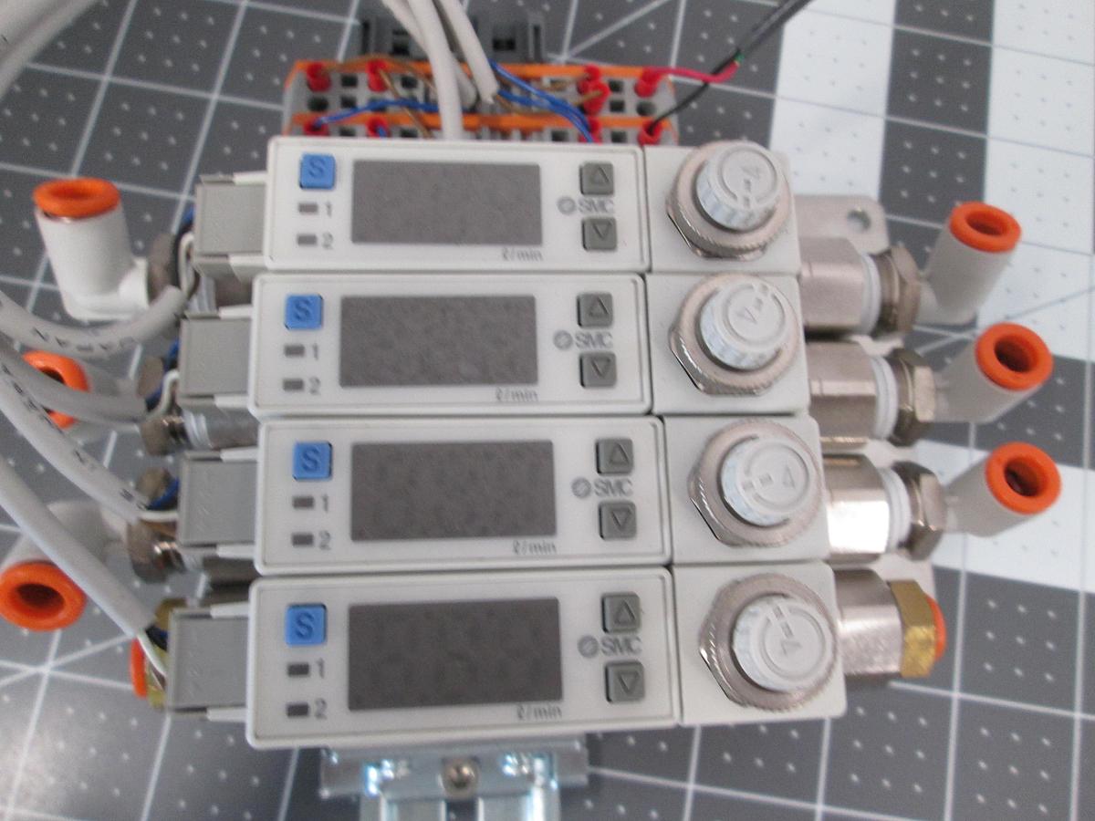 Used SMC, PFM711S-N02-A, Digital Air Flow Switch 100 L/Min 1/4 NPT USED