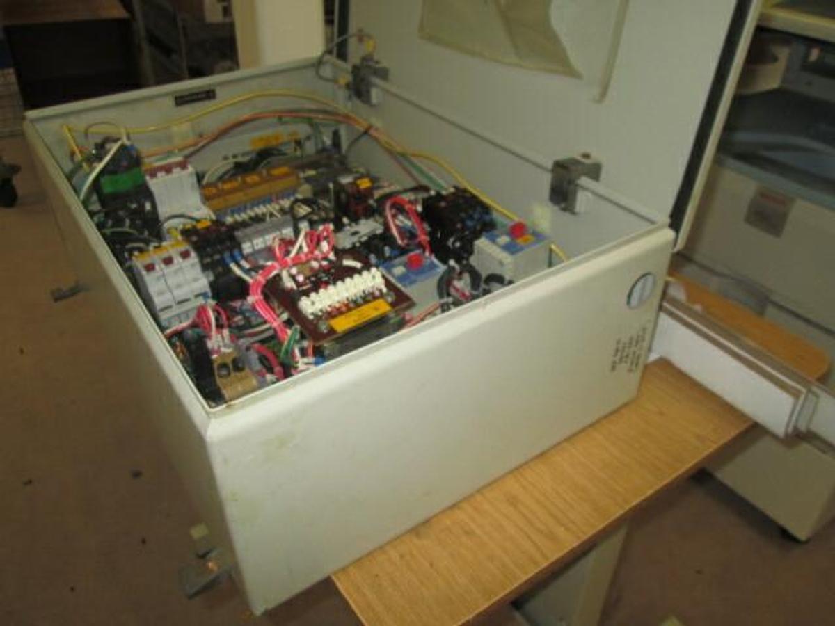 Used Edwards Dry Vacuum Pump Electrical Power Box, novellus style