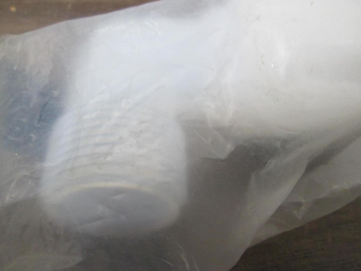Used Fluoroware, E16-16FN-7, Elbow Adapter, New