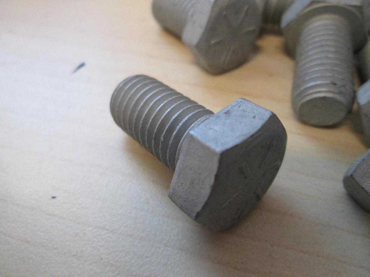 Hex Head Cap Screw UST237607, 1/2"-13 x 1" Armor Coat Steel, Lot of 30 New