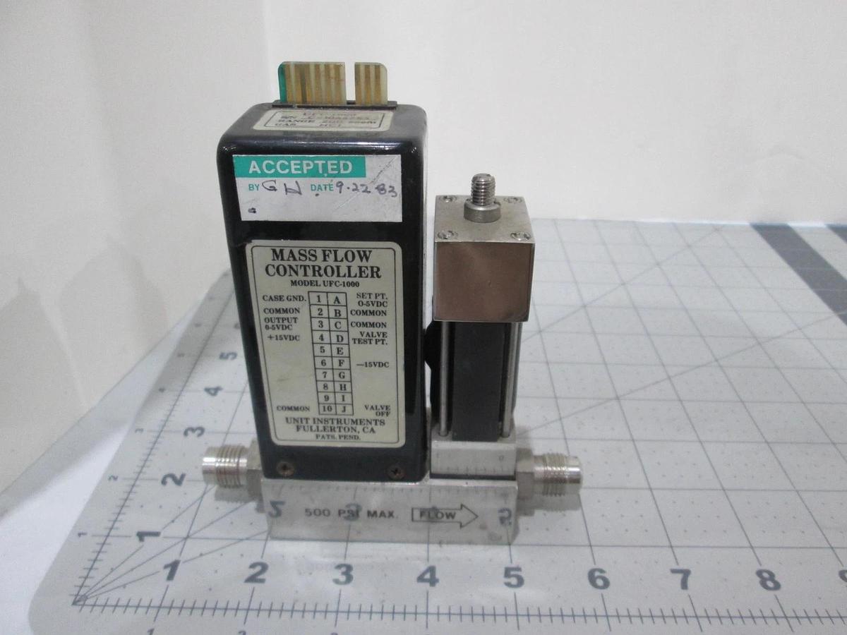 Used Unit, UFC-1000, Mass Flow Controller, HCL, 200 SCCM, Used
