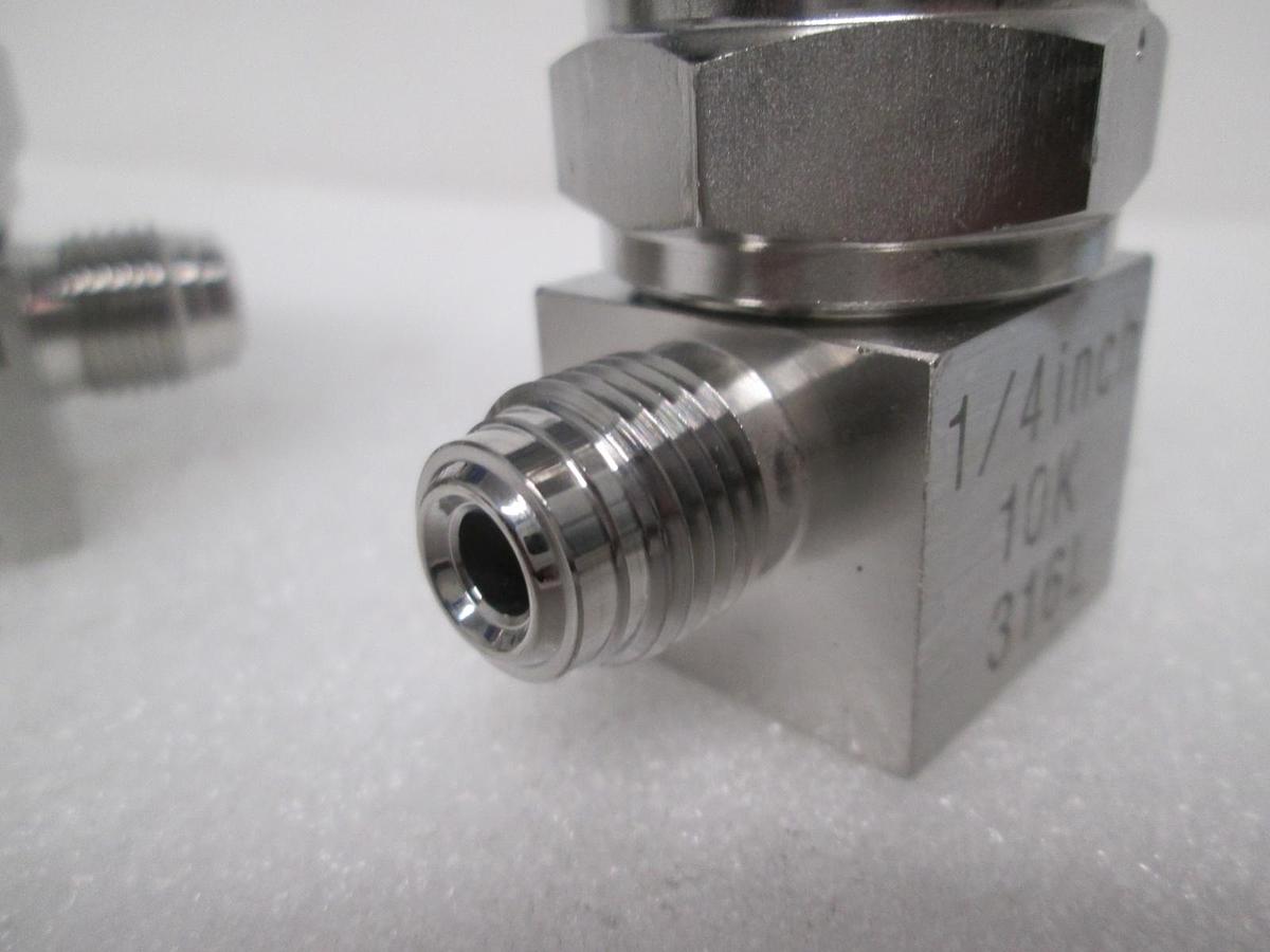 Used Nippon Sanso, 10K 316L SCG, 1/4" Valve, Used, Lot of 2
