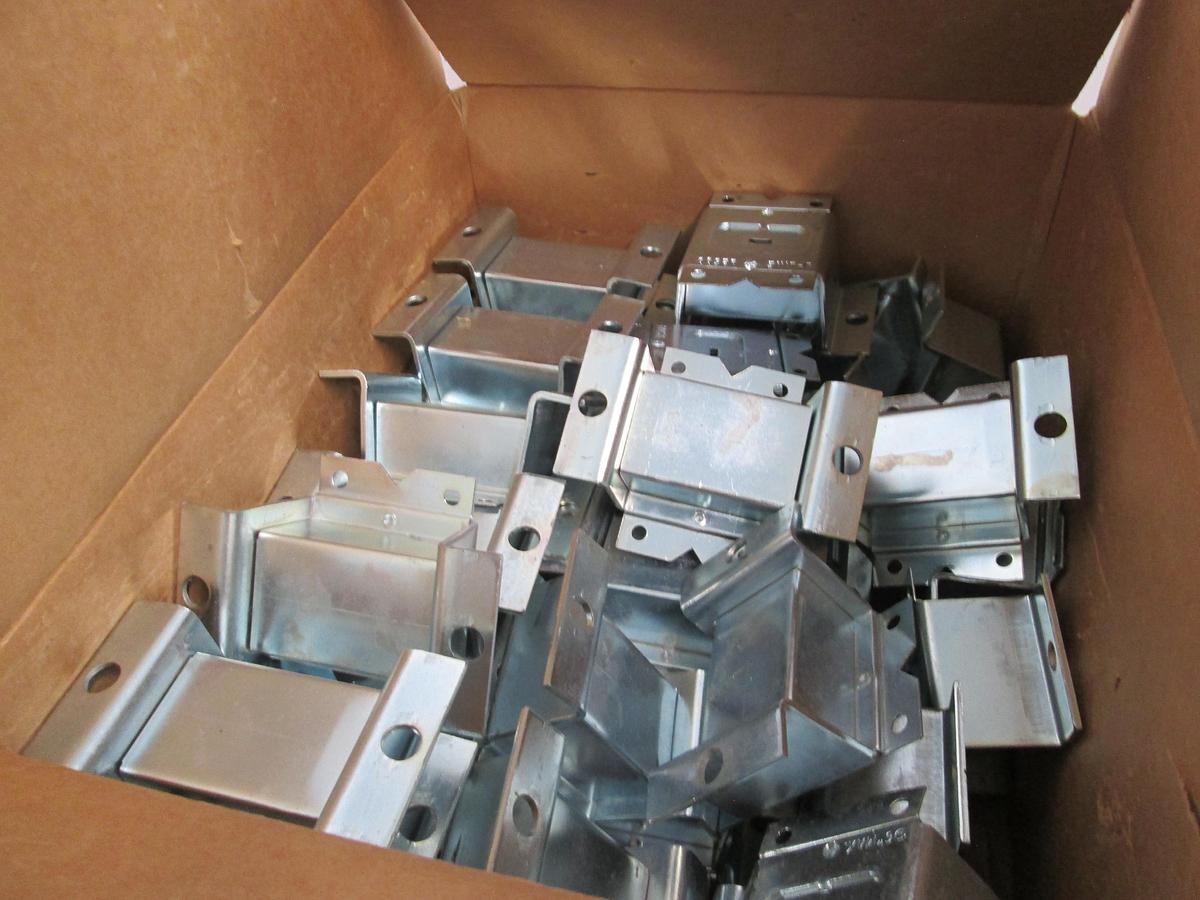 Used Cooper B-Line, B2500ZN, Cable Tray Clamp Zinc Plated 50pcs New In Box