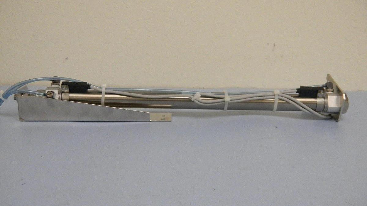 Used SMC 10-CDM2B20-295-H7A1-XB9 Pnuematic Cylinder, Max Press.: 1.0MPa 10.2Kgf/CM2