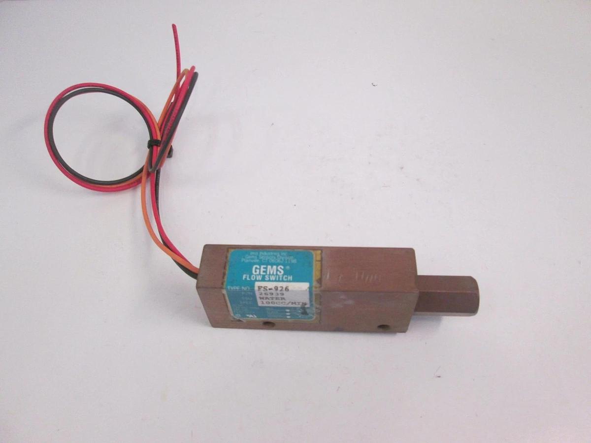 Used GEMS Sensors Type FS-926 Piston Type Flow Switch, 100CC/MIN Water, Used