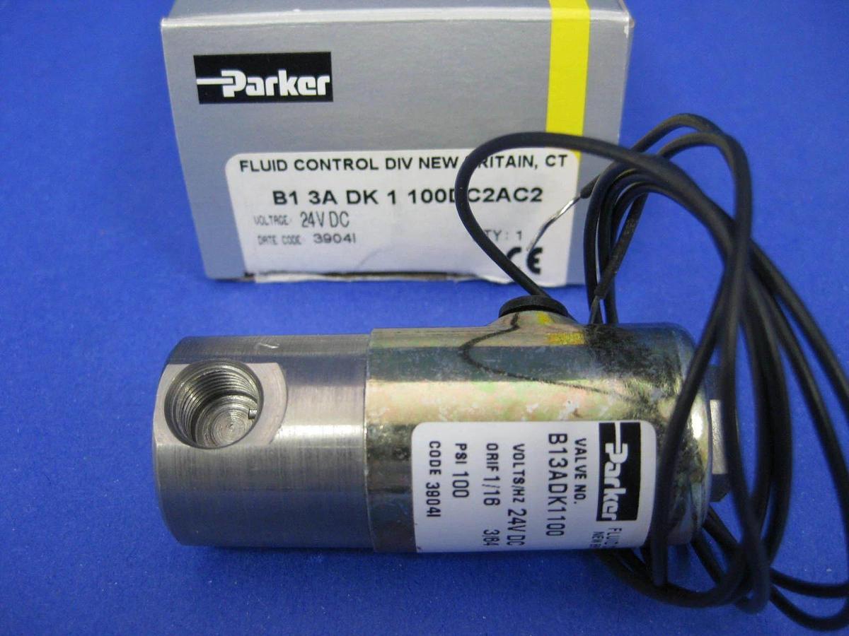 Used Parker Skinner B13ADK11001 3 Way Direct Acting Solenoid Valve, 24 VDC, New