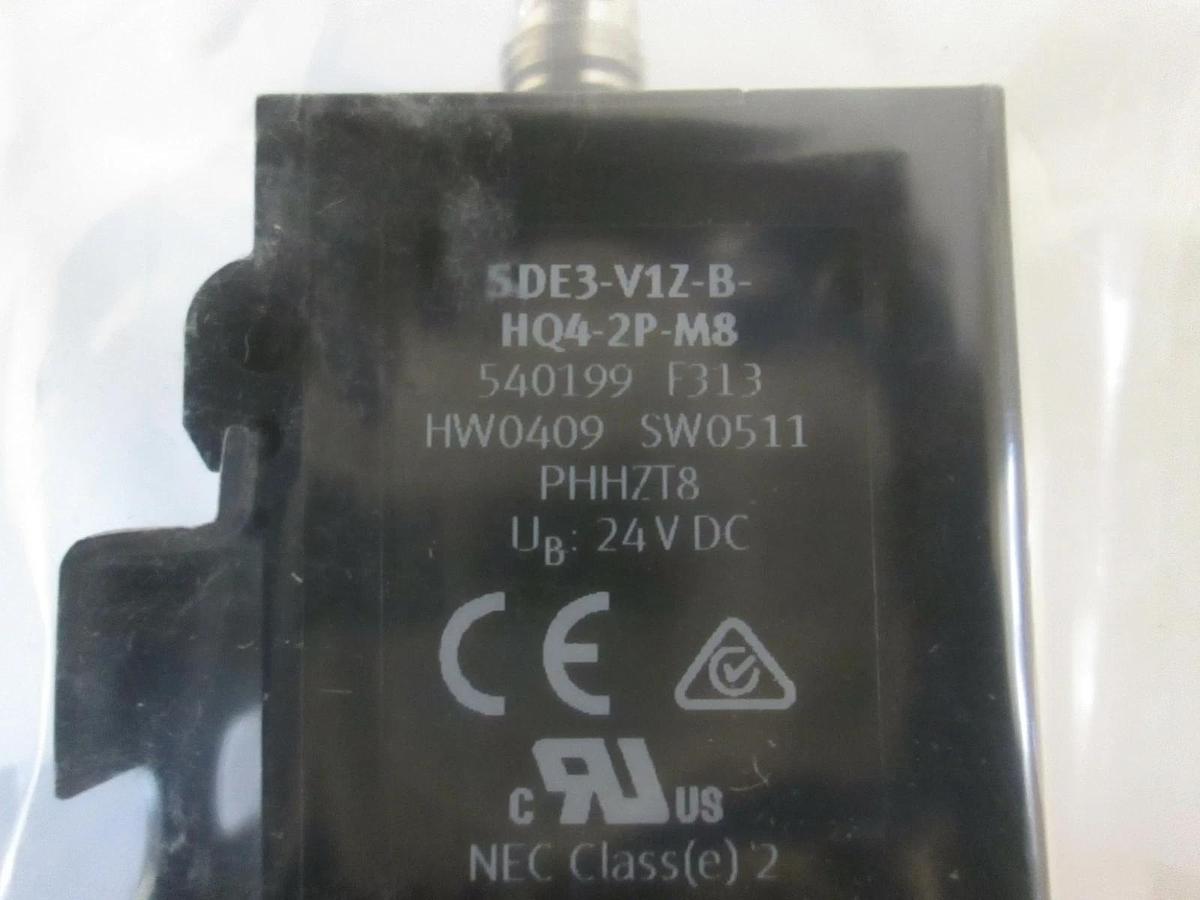 Used Vacuum Switch Pressure Sensor, SDE3-V1Z-B-HQ4-2P-M8, Used