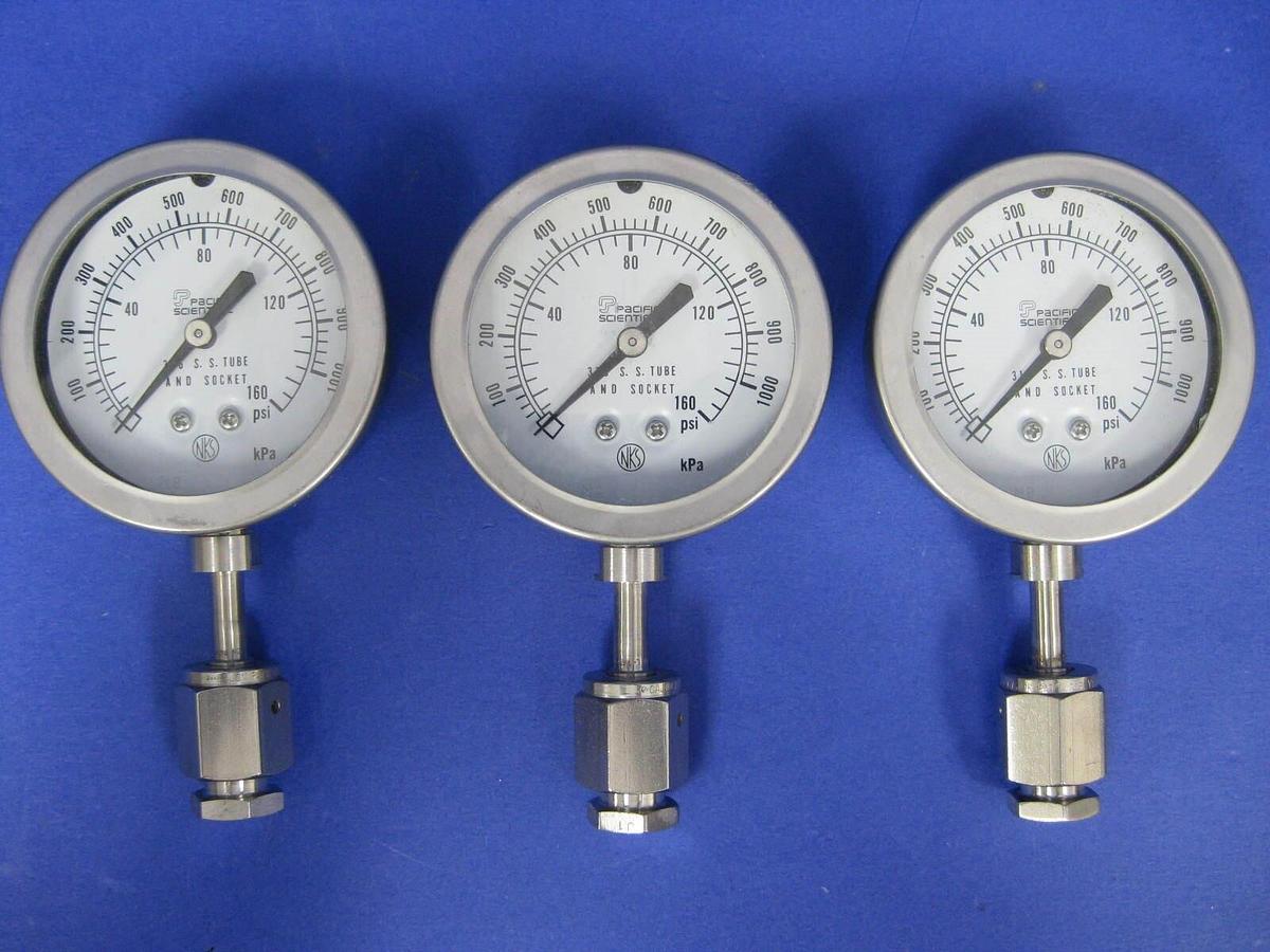 Used Pacific Scientific Gauge 0-160psi / 0-1000 kPa, 2.5", 1/4" FVCR, Lot of 2 Used