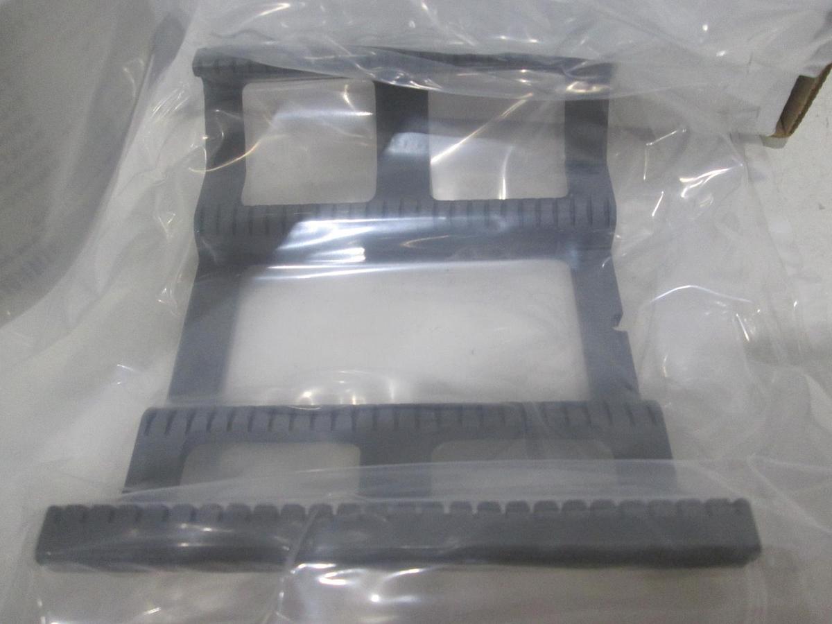 Used Coorstek, Model 20325947, 25 Slot 150 MM Polysilicon, Carbide Boat, Cleaned