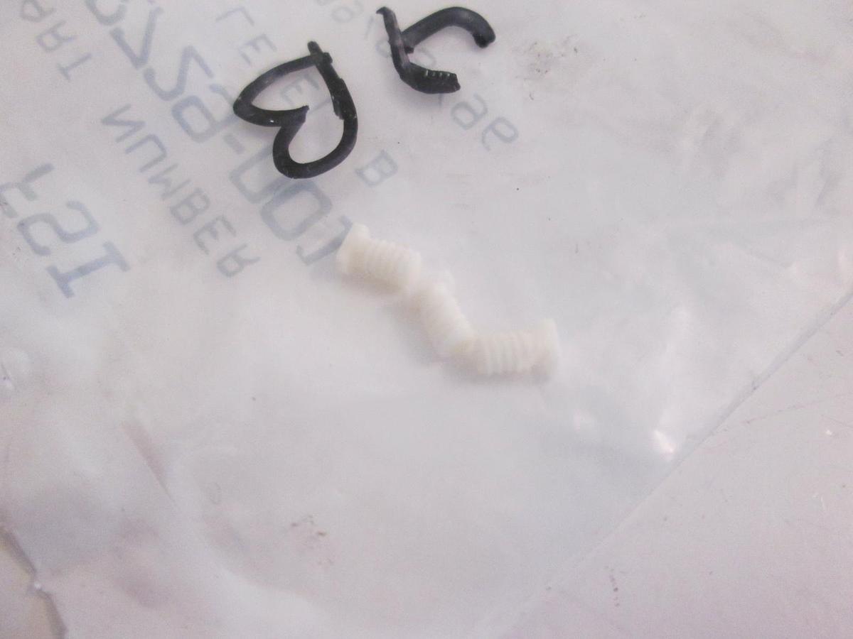 FSI 412729-001, Nylon, New, Lot of 6 spare part