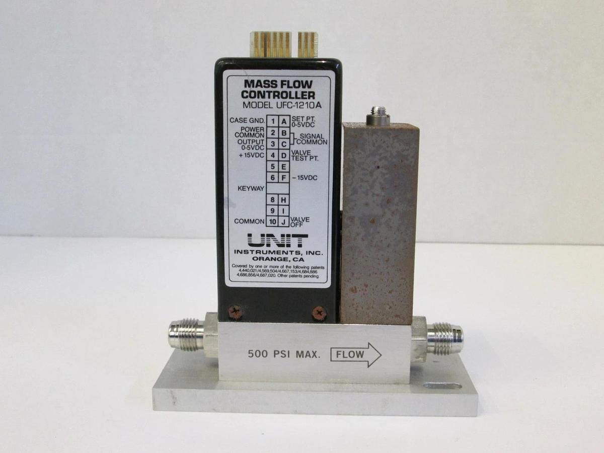 Used Unit UFC-1210A Mass Flow Controller MFC, N2, 30 SLM, 1/4" Male
