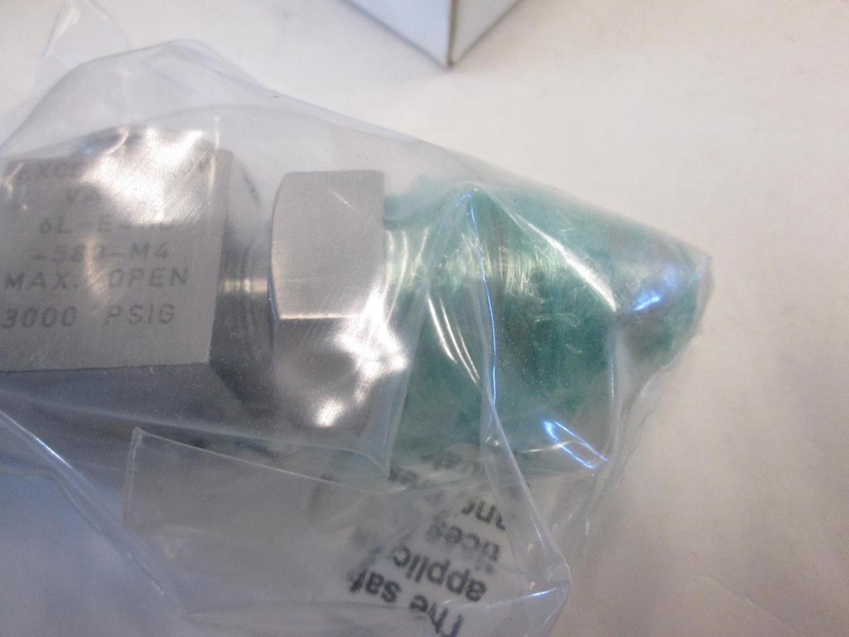 Used Nupro, 6L-E4HD-580-M4, Excess Flow Valve, 3000PSIG, New