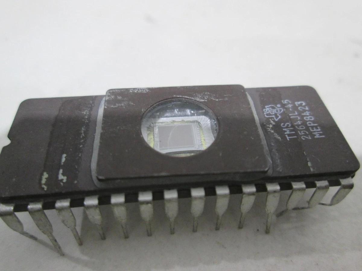 Used Texas Instruments, M2564E/00687, Integrated Circuit, Used