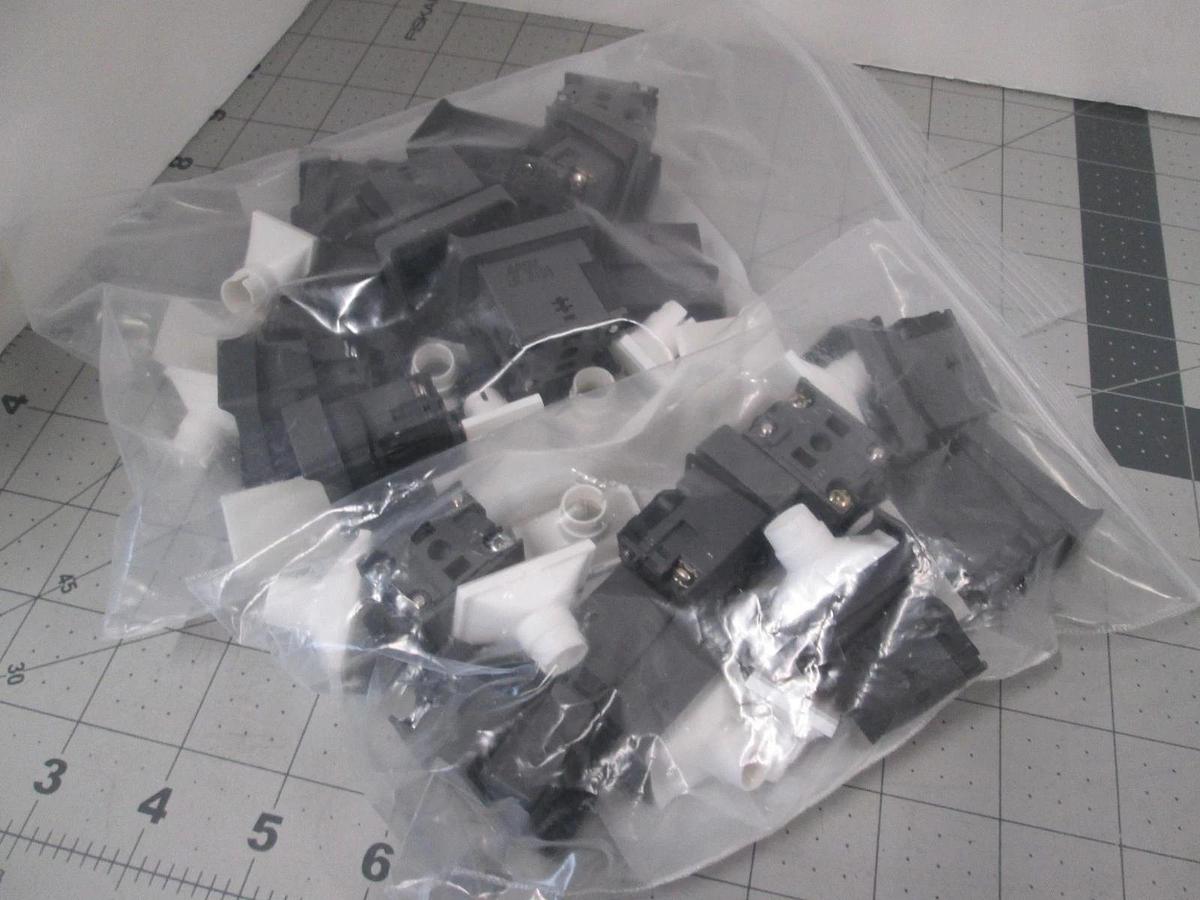 APEM, Operator Push Button, IP65 Max, UK 2105, Rectangle w/ 50 Extra Buttons