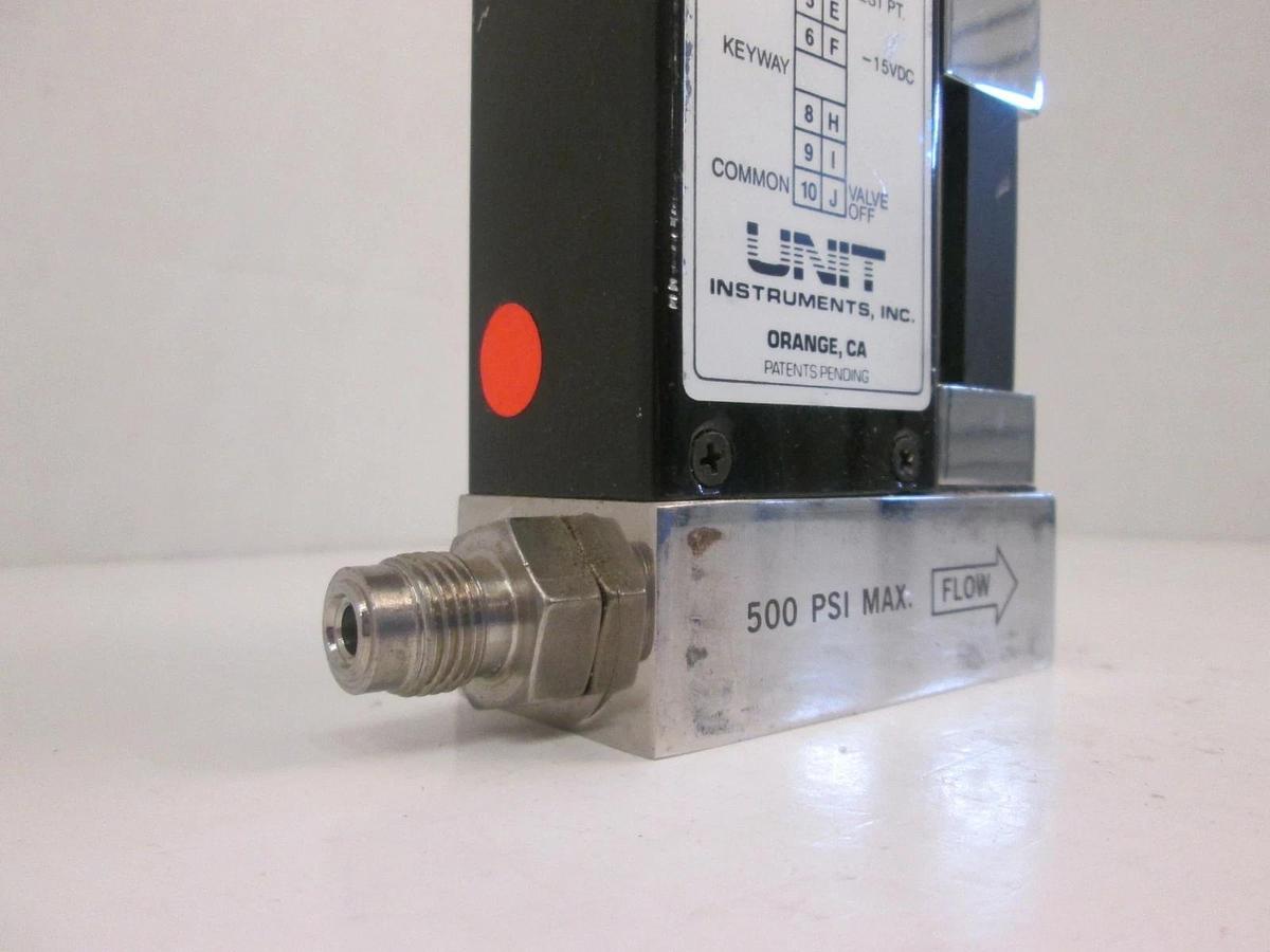 Used Unit UFC-1000, MFC, Mass Flow Controller, CCL4, 25 SCCM, Used
