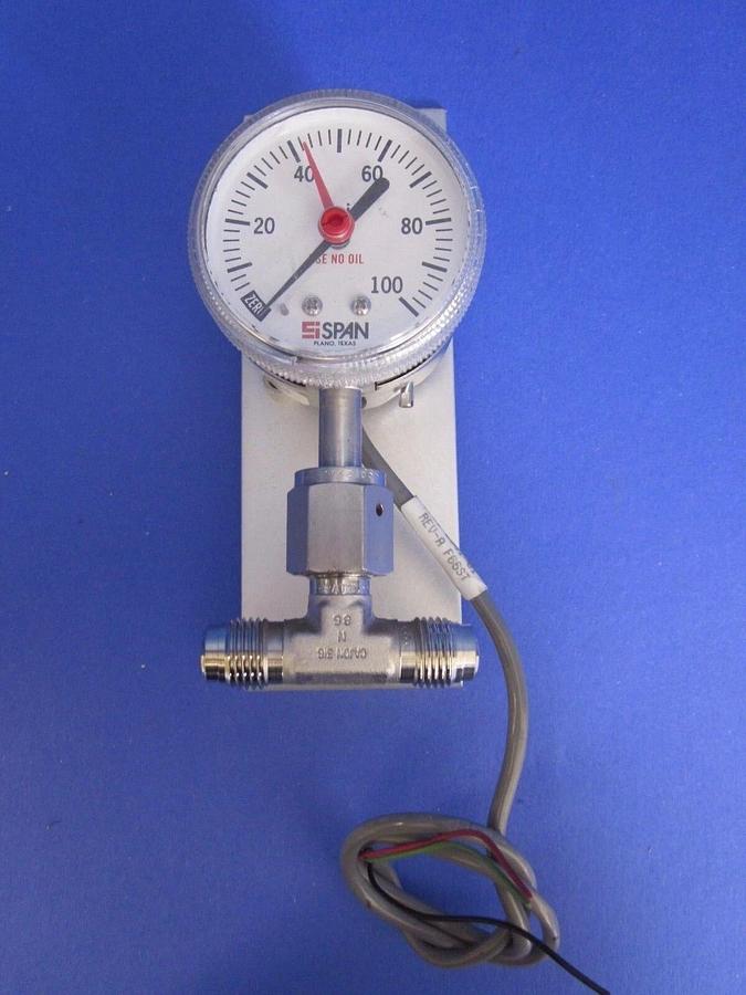 Used SPAN IPS 122 TYPE 2 Indicating Pressure Switch, 0-100 psi w/ 1/4" MVCR Tee, Used