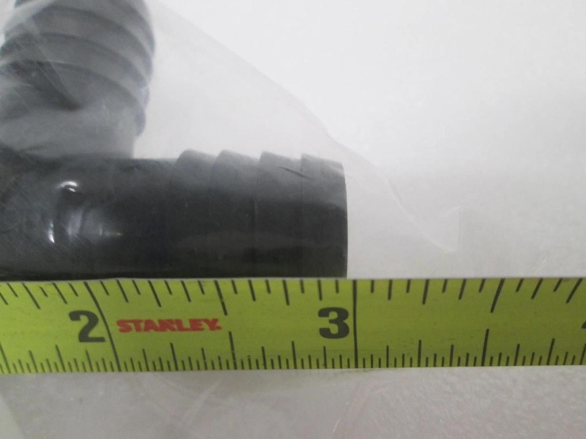 Tee, 3/4 Barb, Polyethylene, 206-999-0235, New, Lot of 4