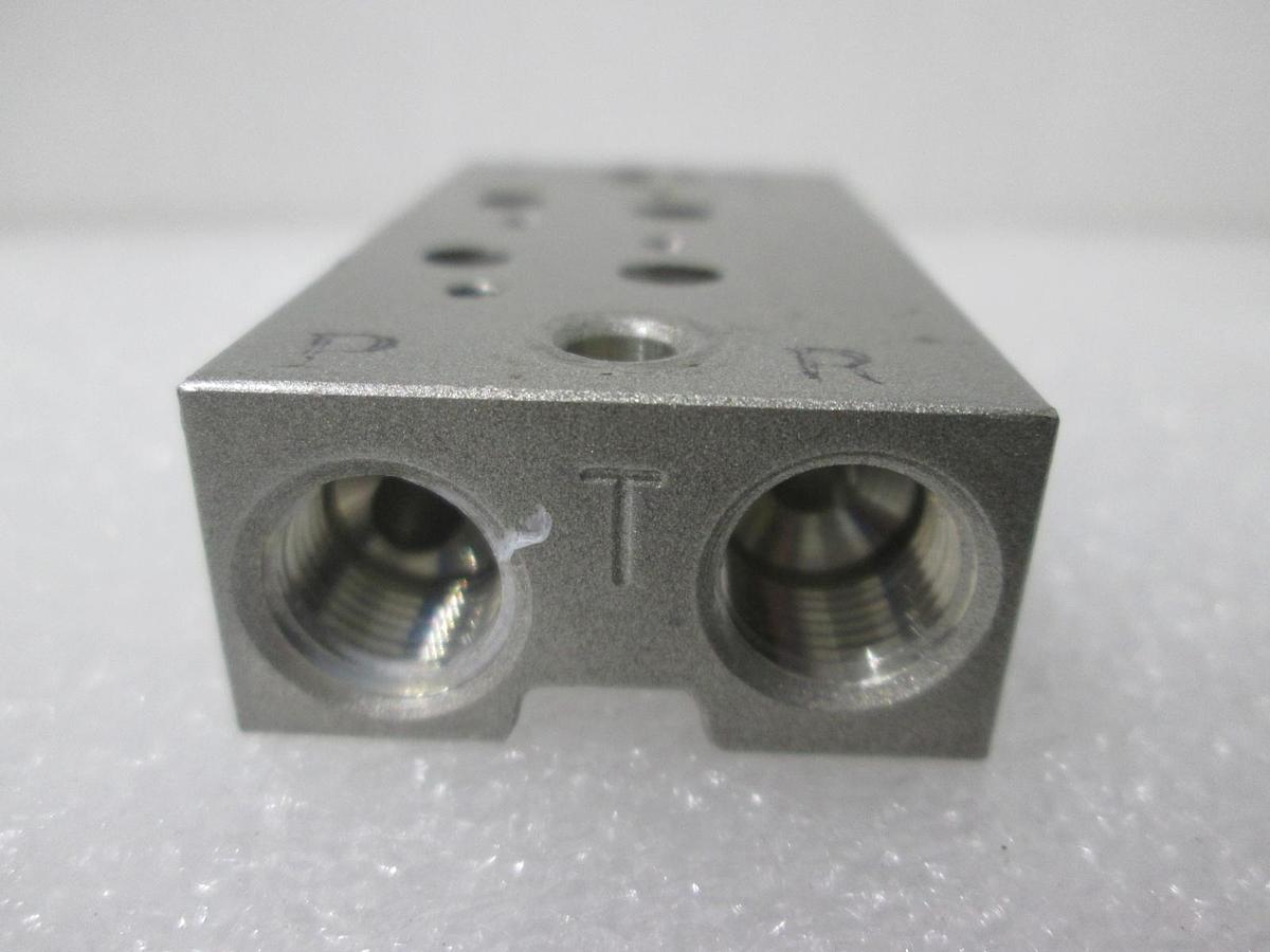 SMC, 2 Position Manifold Block for Valve, New