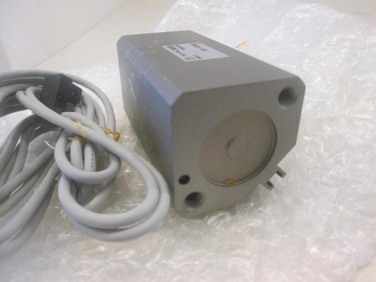 SMC, MKA25-20L-F7NVL, Rotary Cylinder w/ Sensor, New