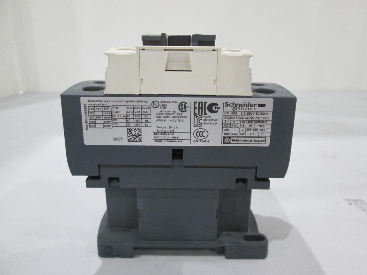 Used Schneider Electric, LC1 D32, TeSys Contactor, NWOB