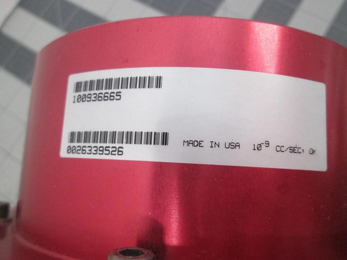 Used MKS, HPS Division, 100936665, Right Angle Vacuum Valve, Used