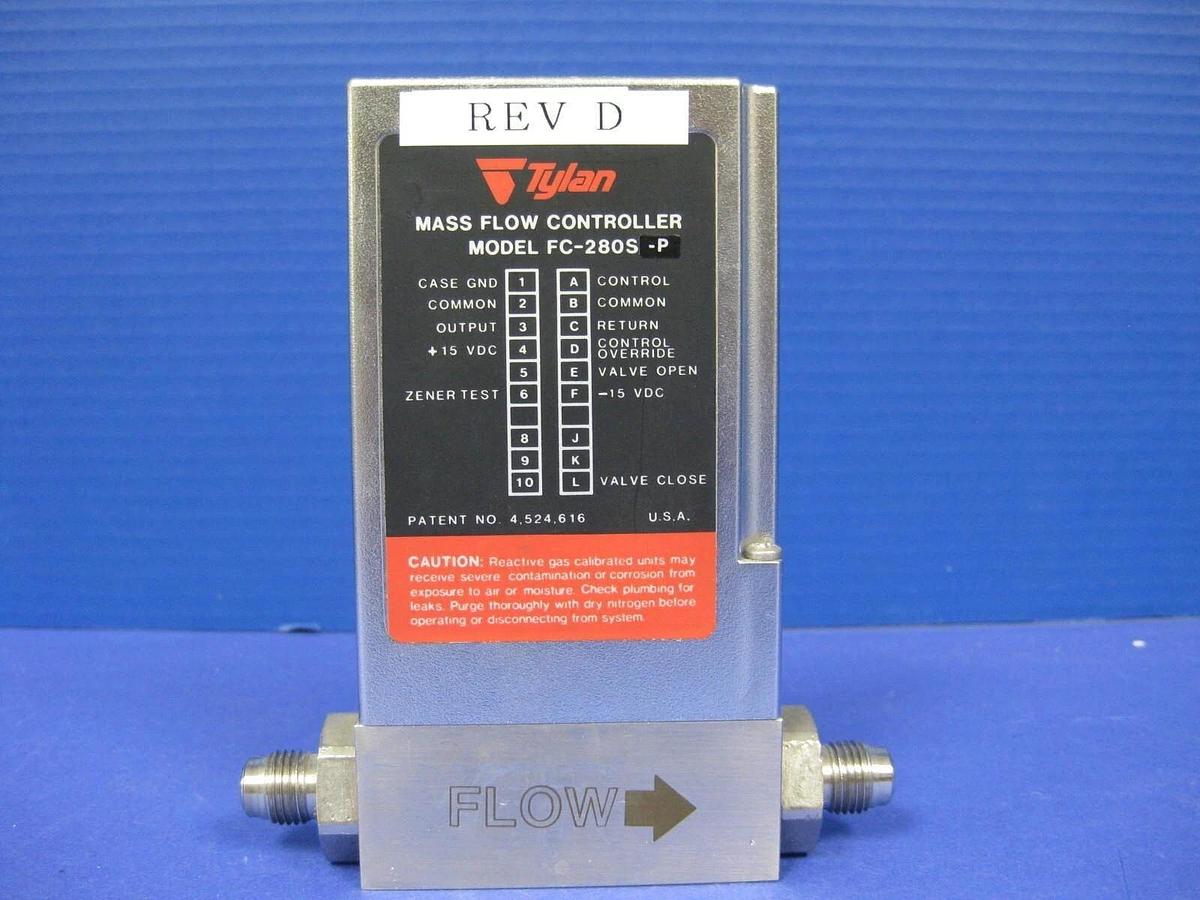 Used Tylan FC-280S-P Mass Flow Controller, 200 SCCM, O2, 1/4" MVCR, Used
