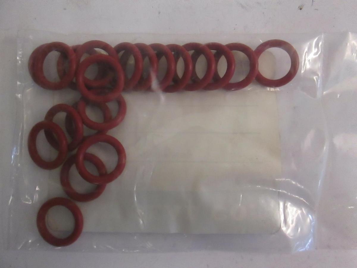 Used Bay Seal Co. Red Silicone Parker O-Ring, 111 Lot of 20
